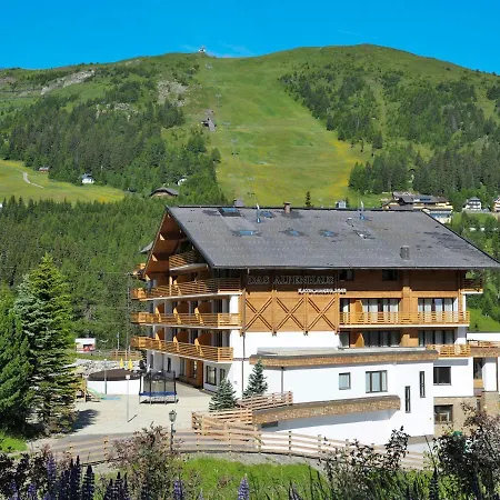Das Alpenhaus Katschberg 1640.2 *
